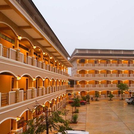 Capital O 75521 Sang Siri Apartment Samut Songkhram Exterior photo