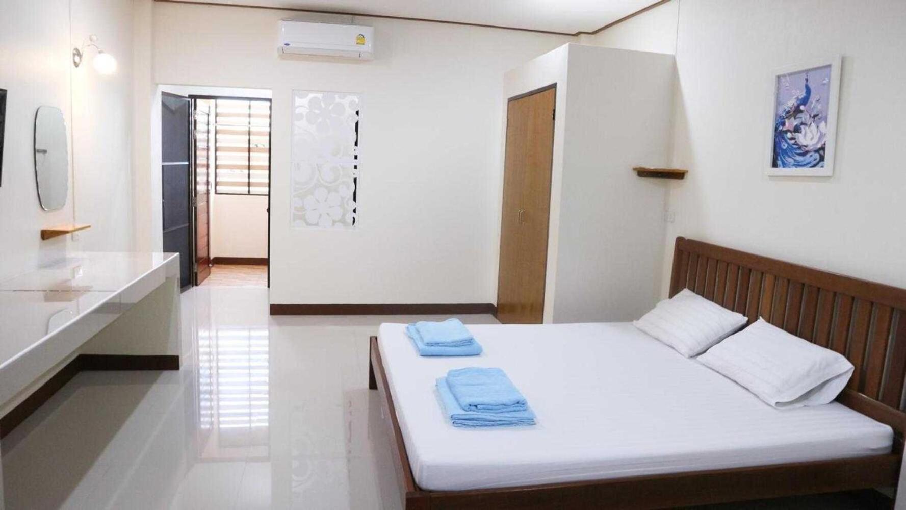 Capital O 75521 Sang Siri Apartment Samut Songkhram Exterior photo