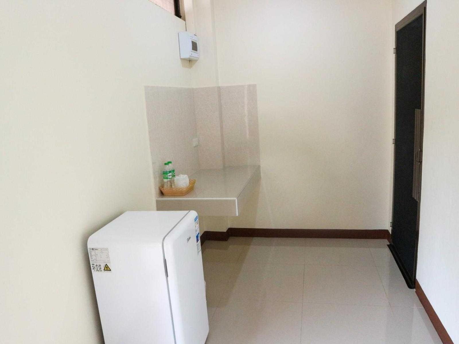 Capital O 75521 Sang Siri Apartment Samut Songkhram Exterior photo